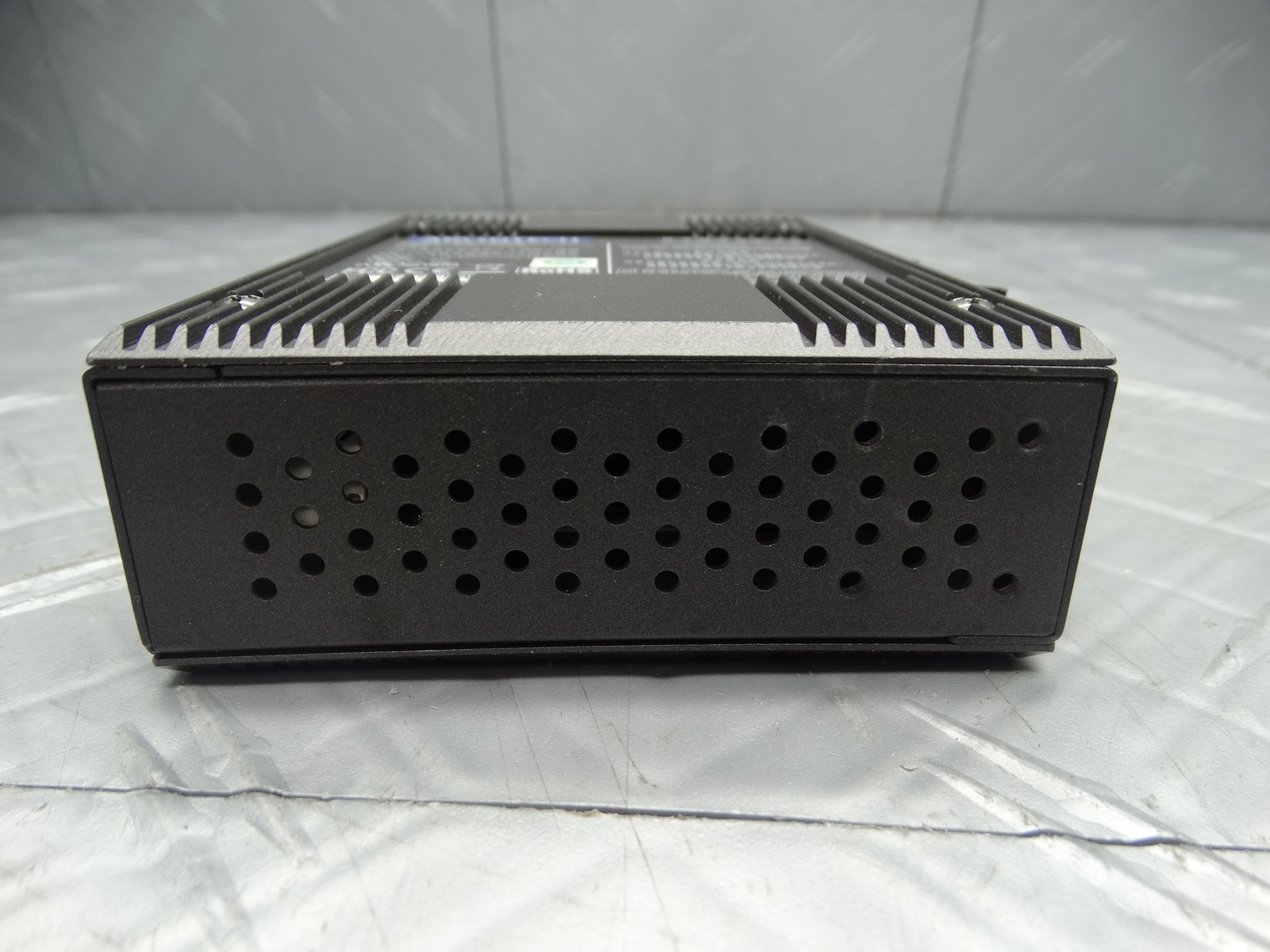 Advantech EKI-2528 8 Port Ethernet Switch 12-48VDC 0.4A