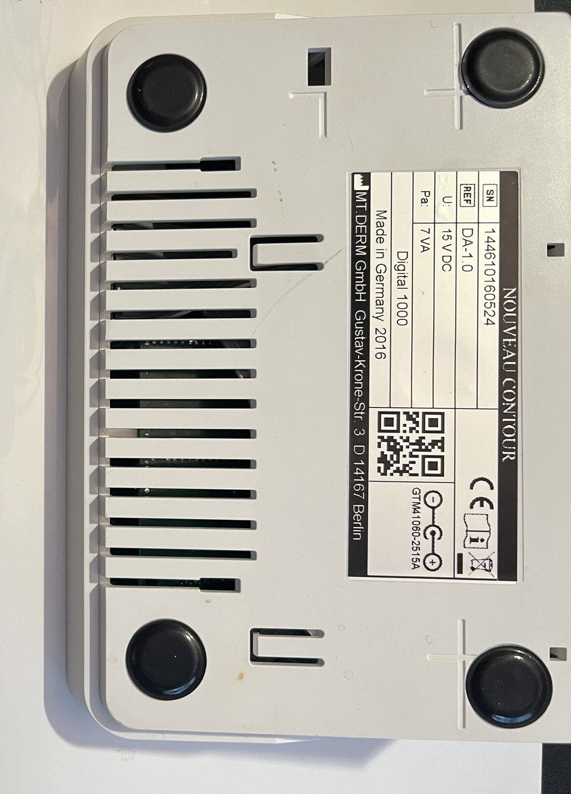 Nouveau Contour Digital 1000 permanent makeup machine