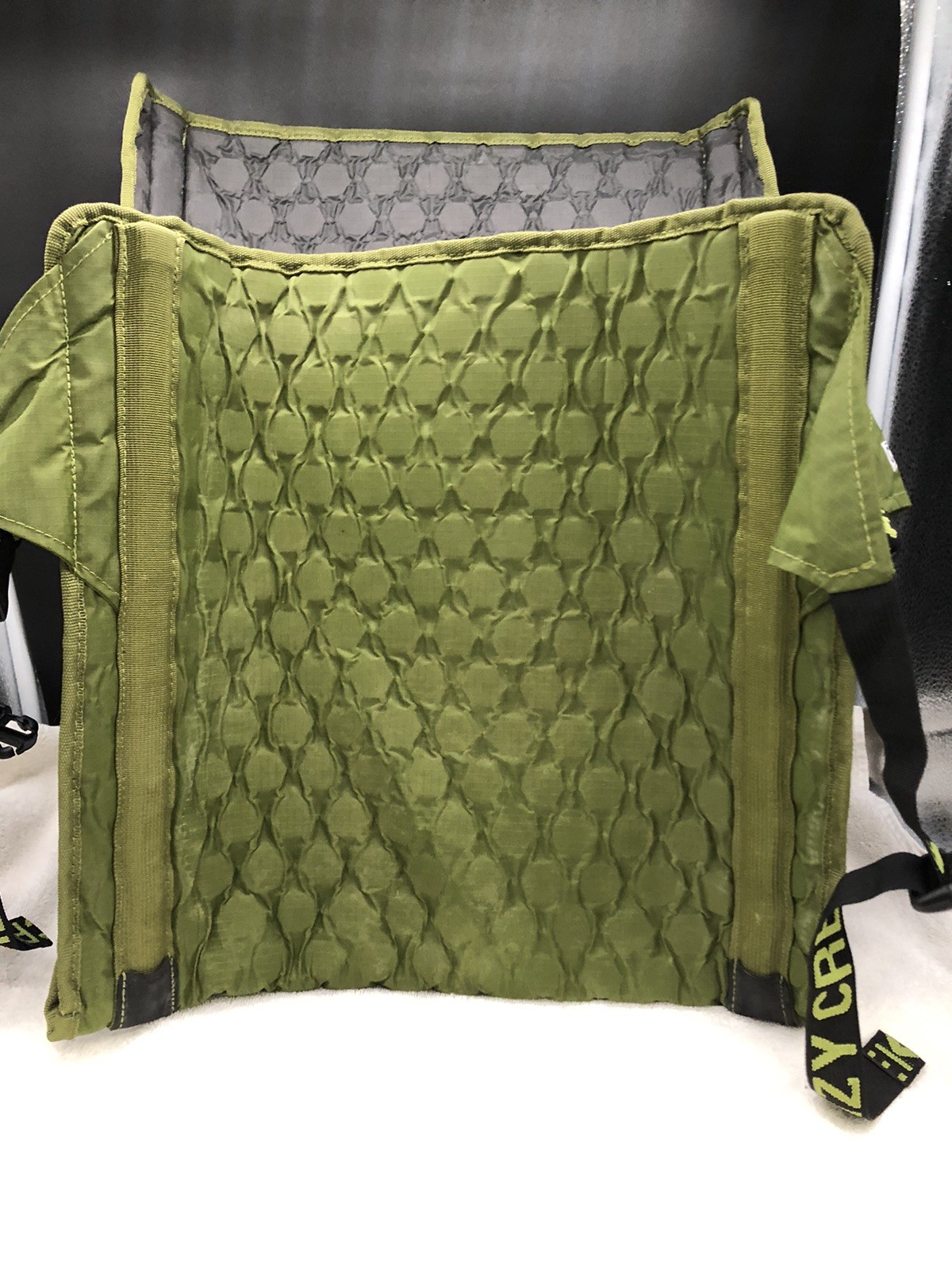 Crazy Creek Hex 2.0 Chair - Olive/Slate - Lightly Used