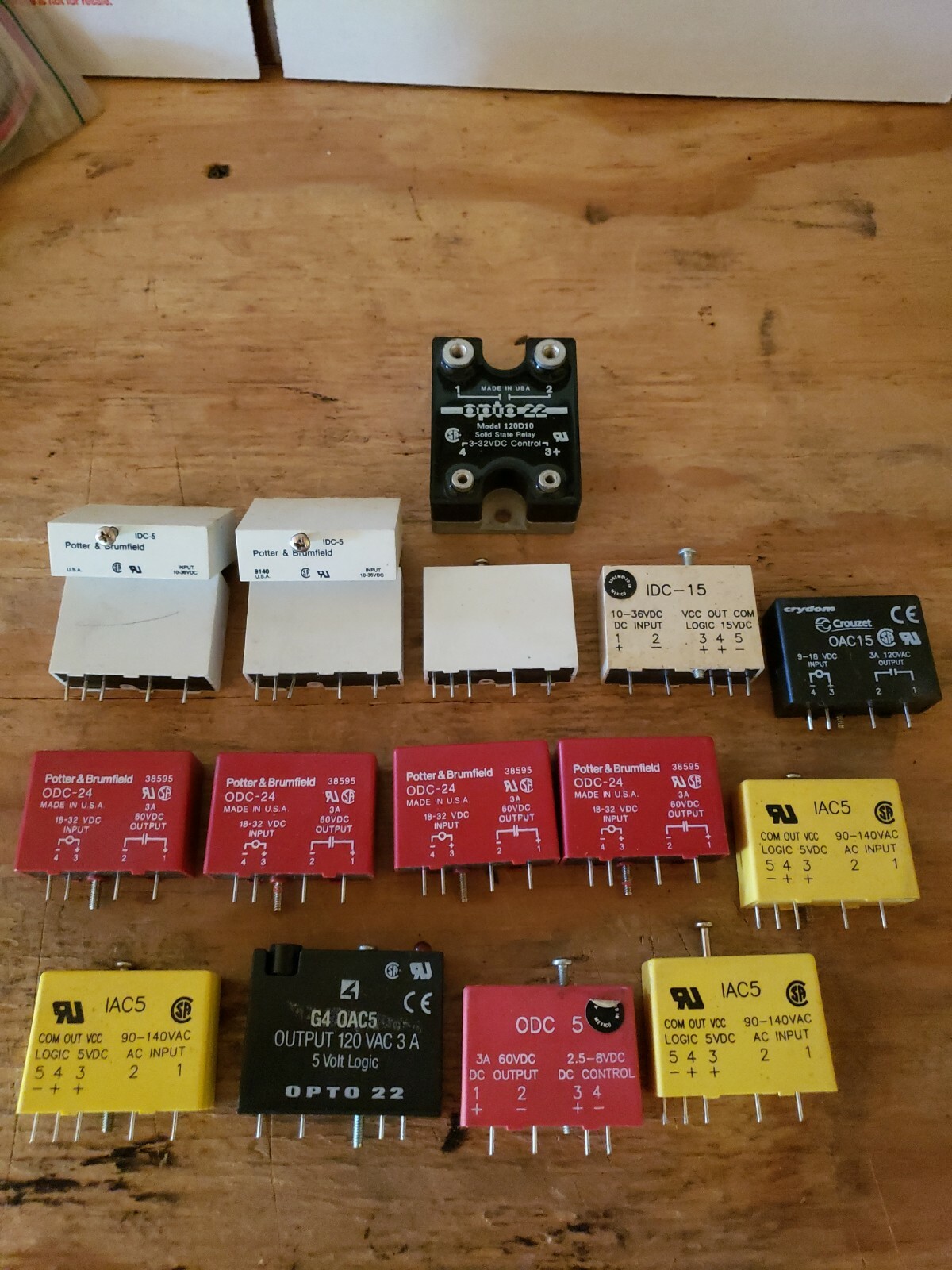 ELECTRICAL INPUT/OUTPUT MODULE LOT.  SEE PICS.  17 PIECES