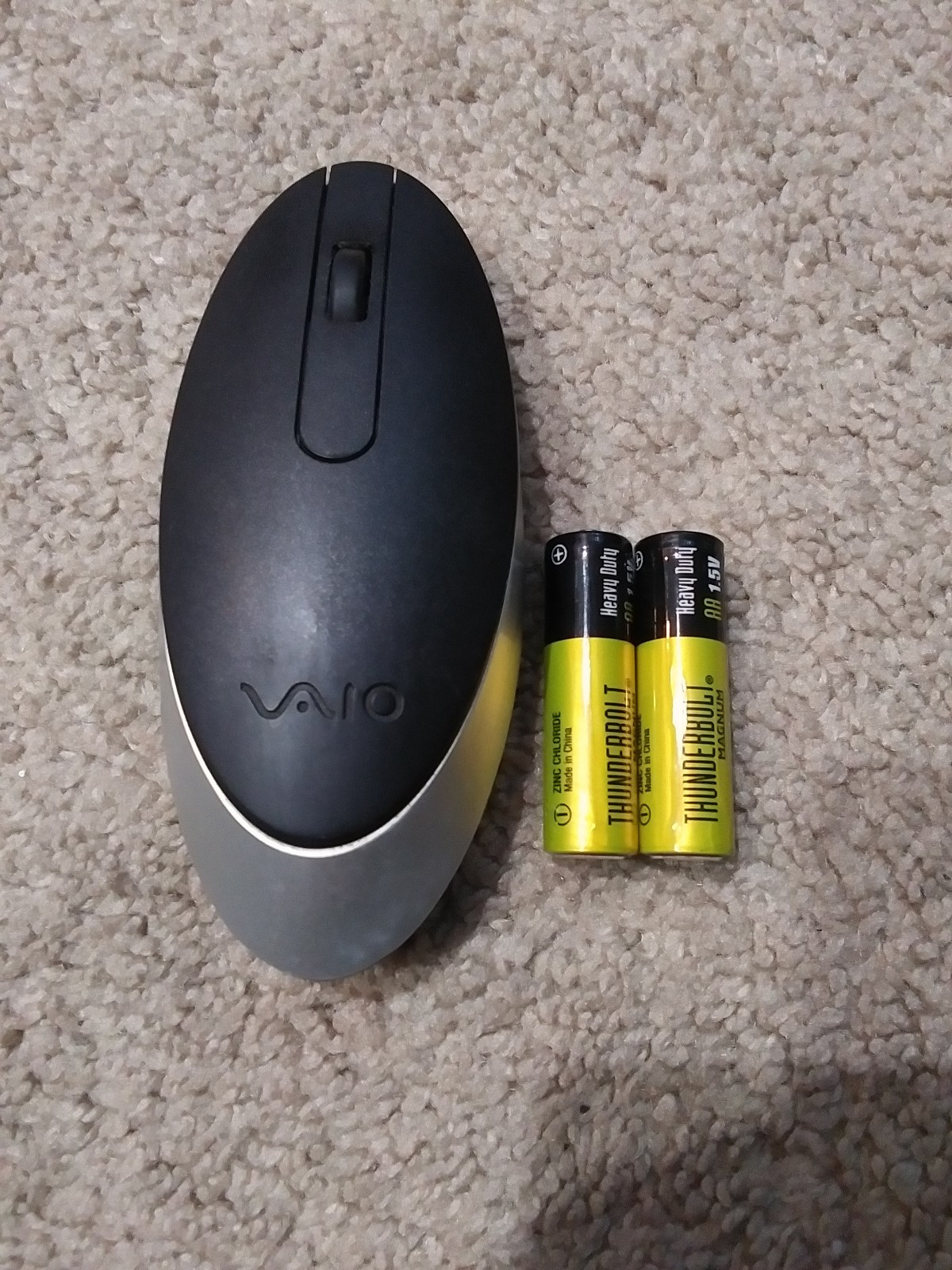 Genuine Sony Vaio Bluetooth Laser Wireless Mouse VGP-BMS33