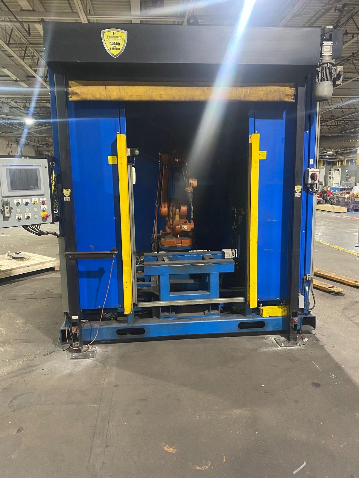 ABB Single IRB1600 Mig Cell w/ IRC5 Controls USED AS-IS