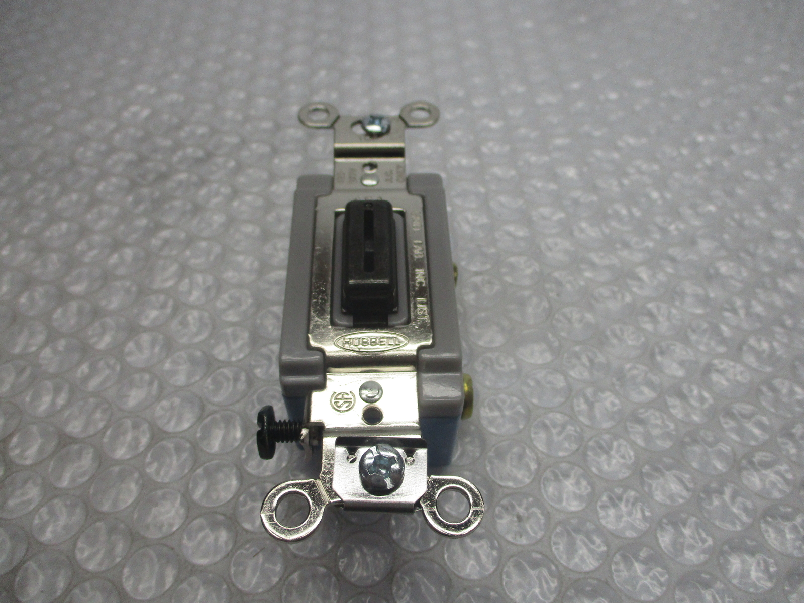 HUBBELL HBL1201L SWITCH NSMP