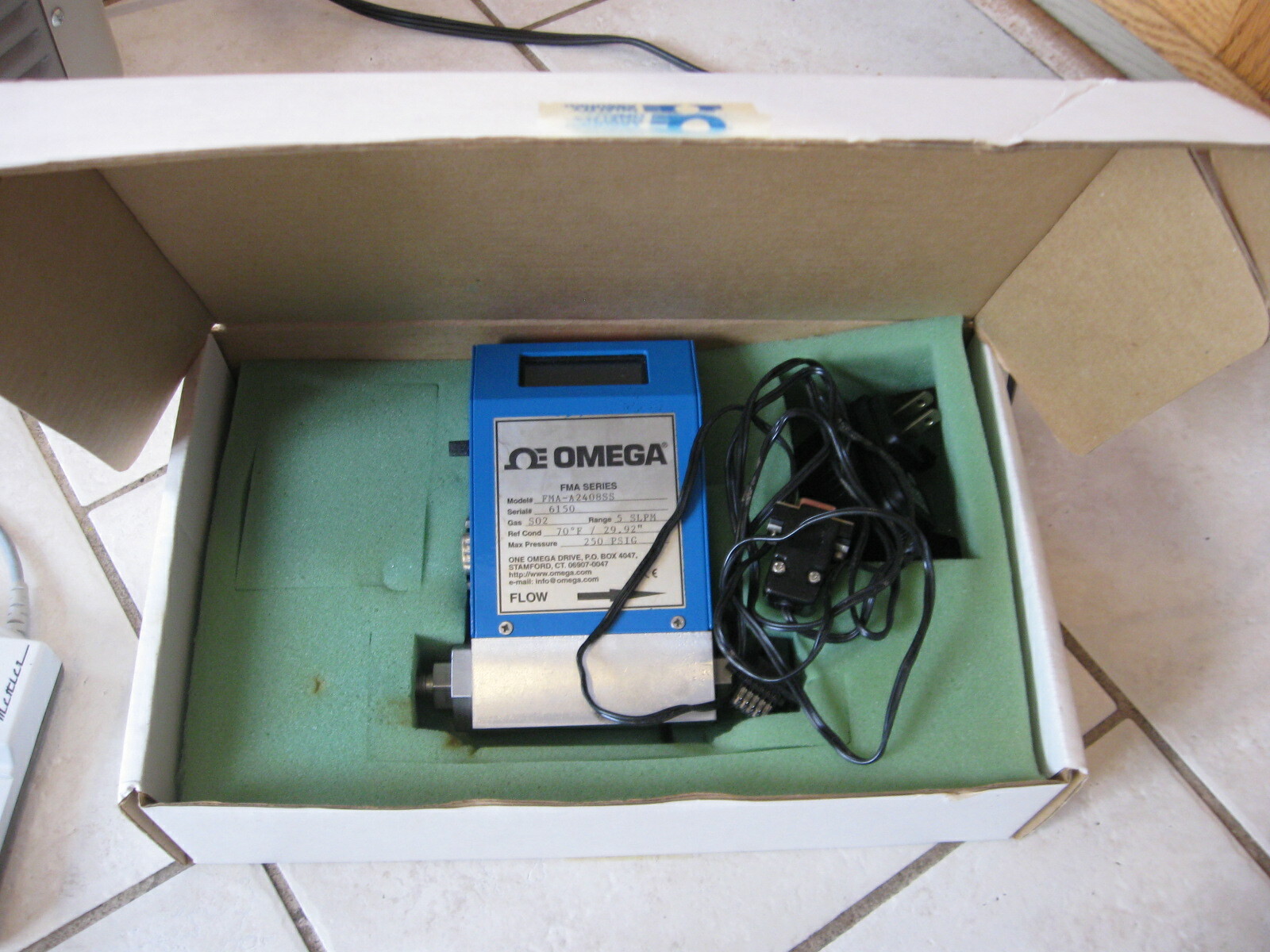 RARE Omega Mass Flow Control Meter Polyacetal Controller w/ Display FMA A2408SS