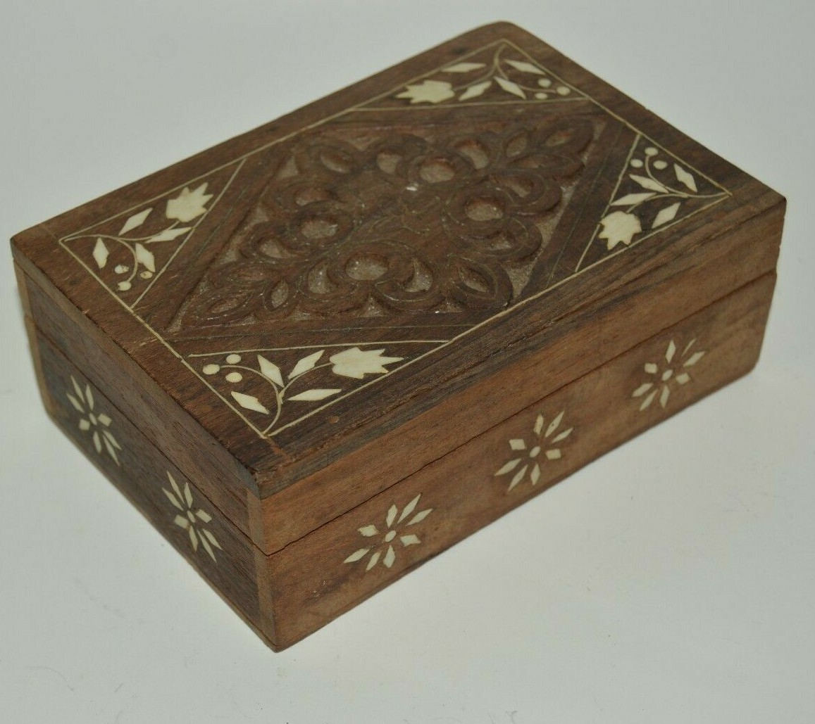 Nice Vintage Handmade 1970s Wooden Inlaid Suns Leaves Trinket Box INDIA