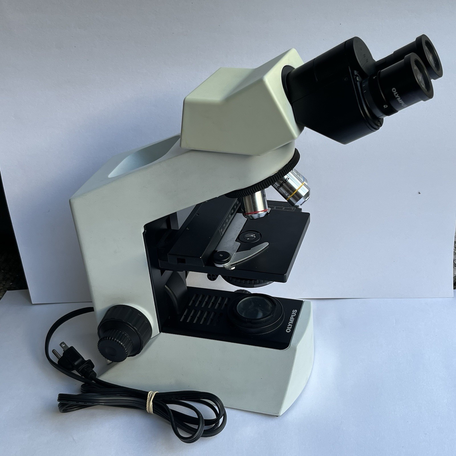 OLYMPUS CX21 CX21FS1 Binocular Microscope Plan x4 x10 x40 x100 Objectives