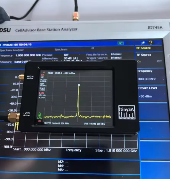 DT Tiny Spectrum Frequency Analyzer TinySA 2.8" LCD 100khz-960mhz Handheld