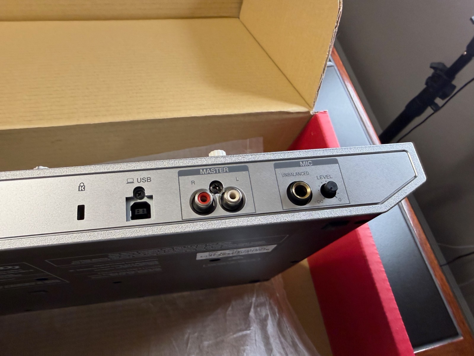 Pioneer DJ DDJ-SB3-S Silver DJ Controller for Serato DJ Lite Open Box