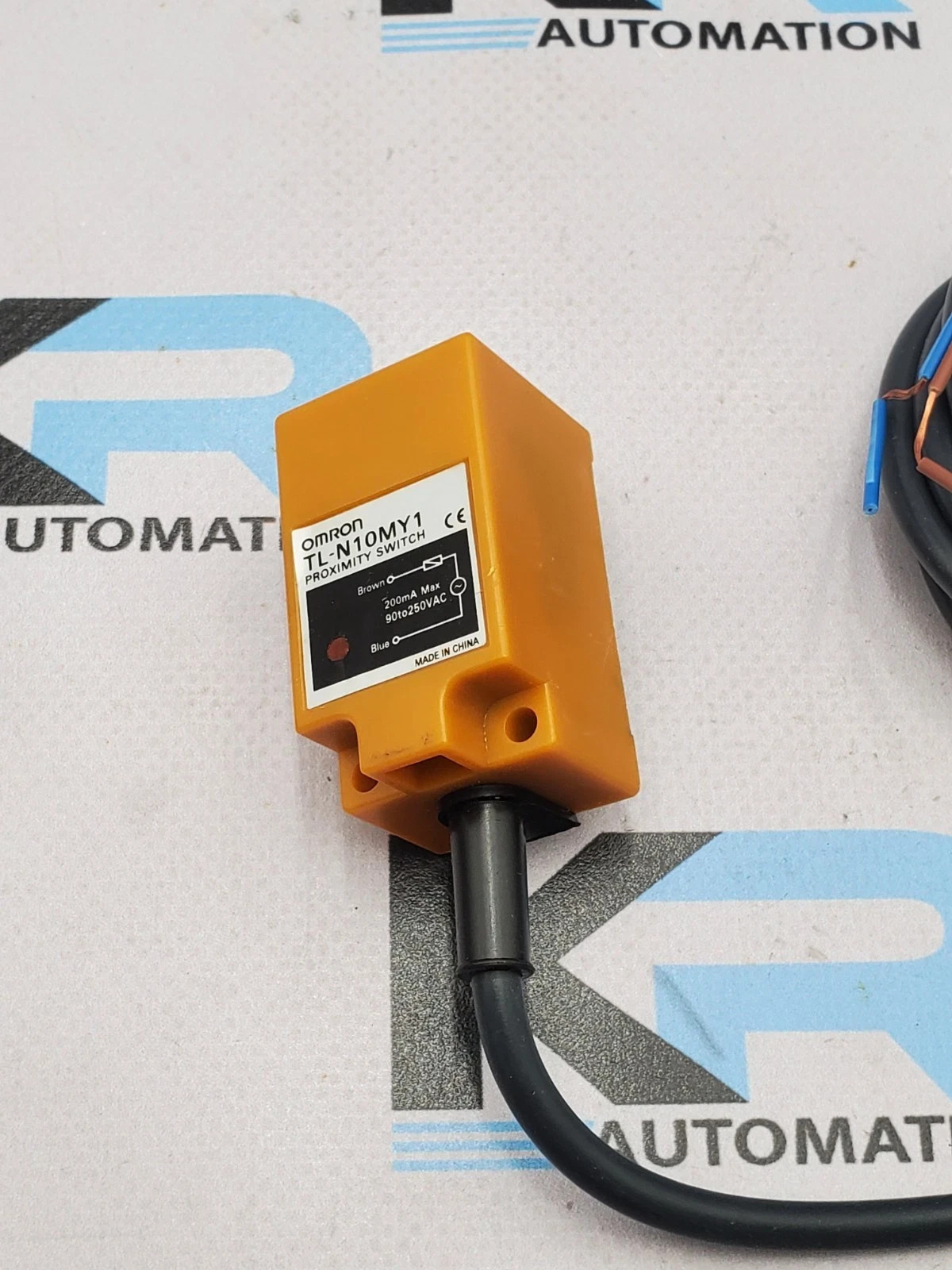NEW Omron TL-N10MY1 Proximity Switch