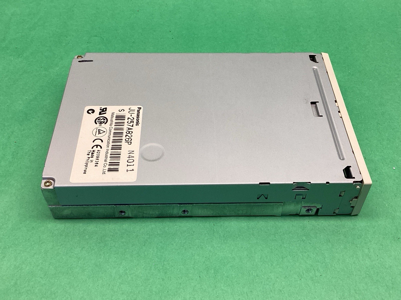 Panasonic JU-257A826P Beige 3.5” Internal Desktop Floppy Disk Drive - UNTESTED