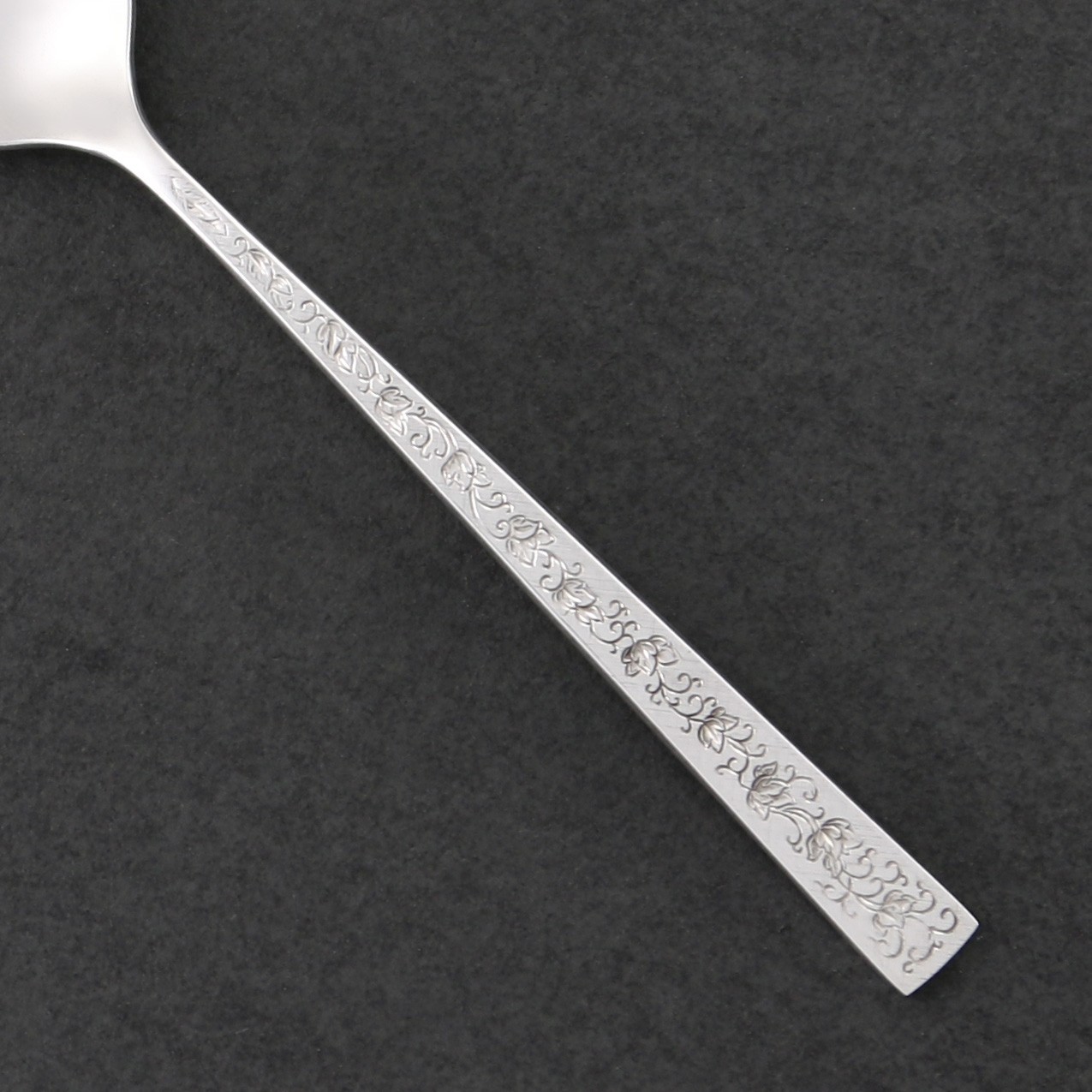 1847 Rogers Bros SILVER LACE International 1968 Silverplate CHOICE Flatware