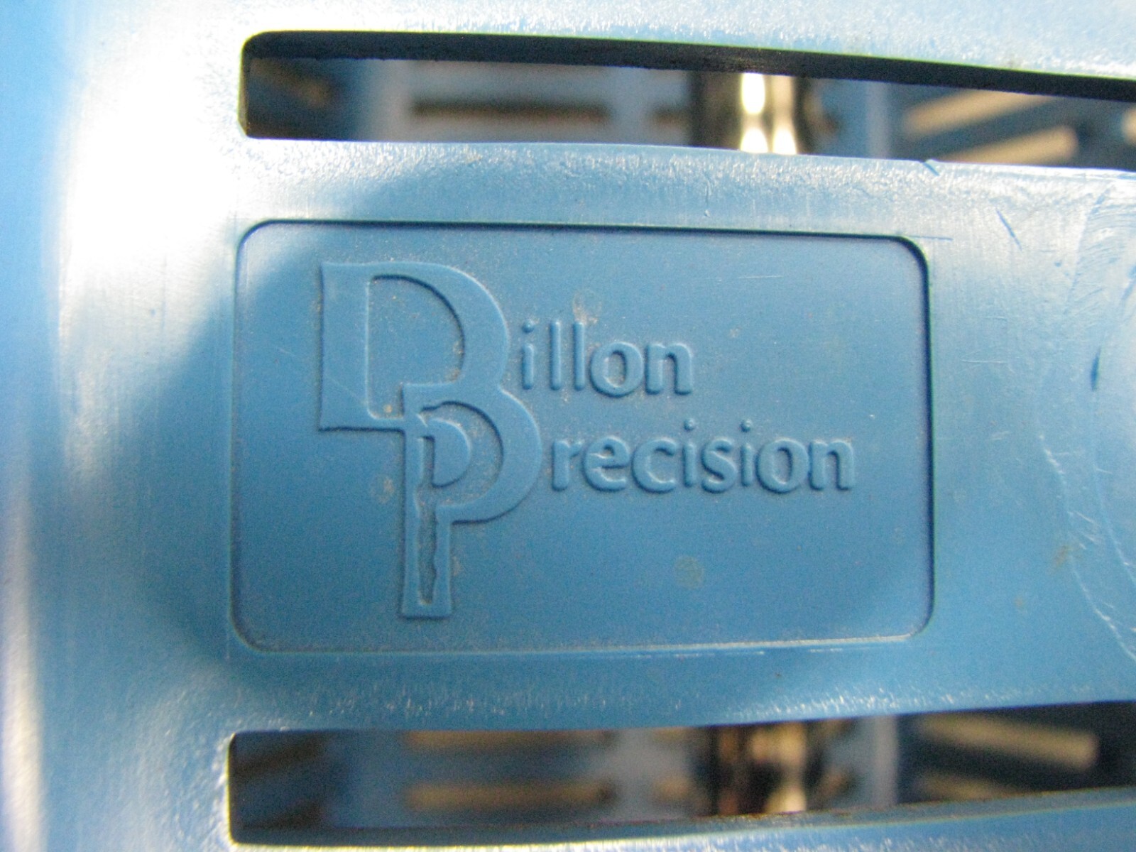Dillion Precision Large Case Media Separator CM2000