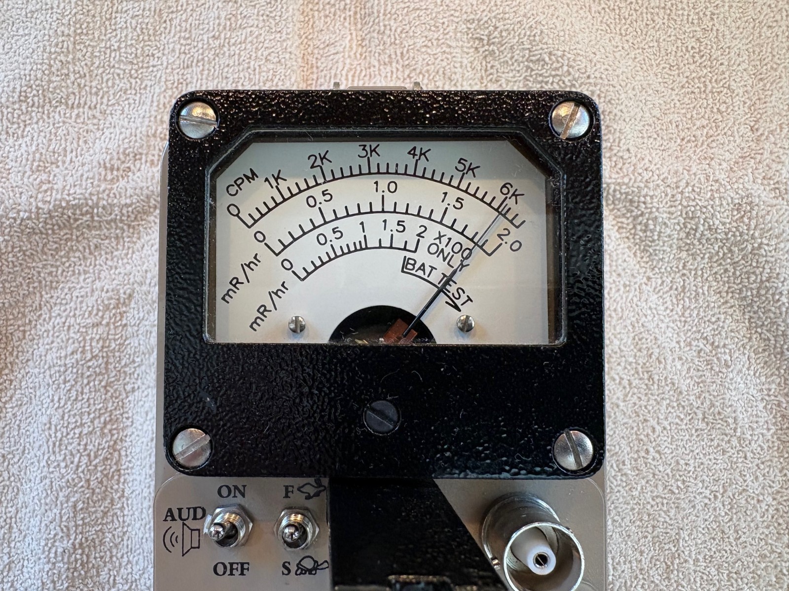Ludlum Model 3 Meter w/44-9 Probe and Cable - Excellent Condition