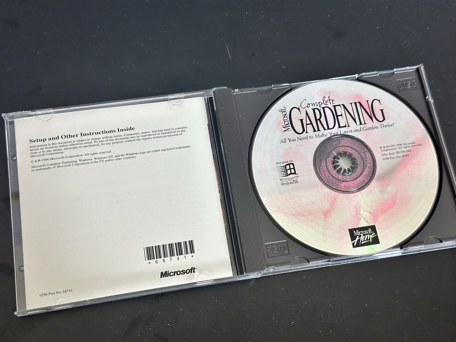 Microsoft Complete Gardening Windows 95 CD-ROM 1996 Vintage PC Software