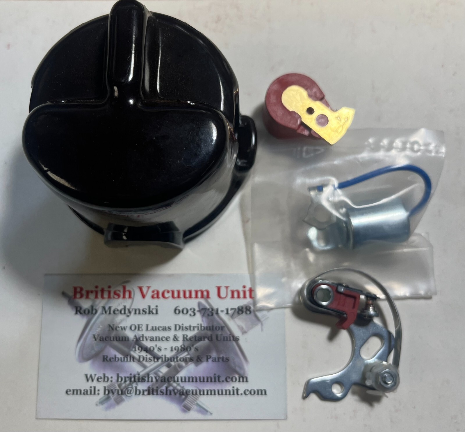 Lucas distributor cap TR2 - TR4A with points, condenser & red rotor