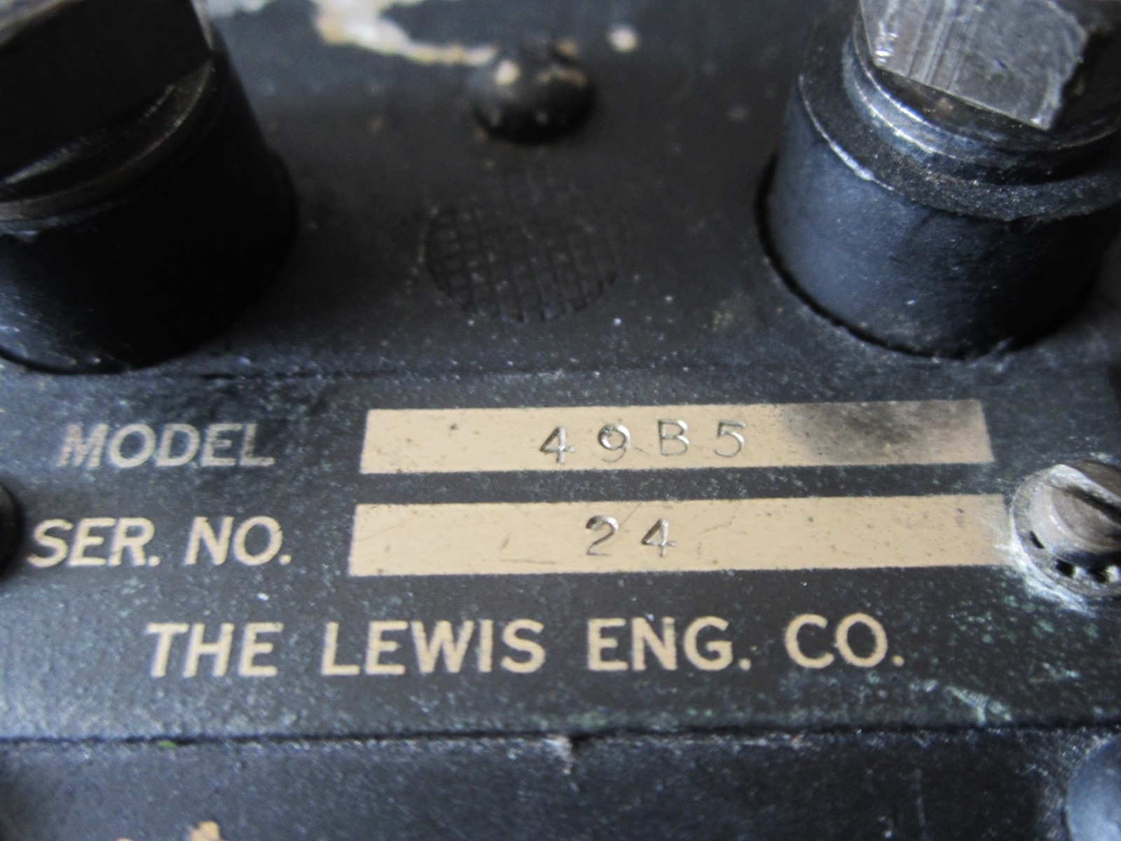 Lewis Beechcraft CHT Cylinder Head Temperature Indicator 49B5