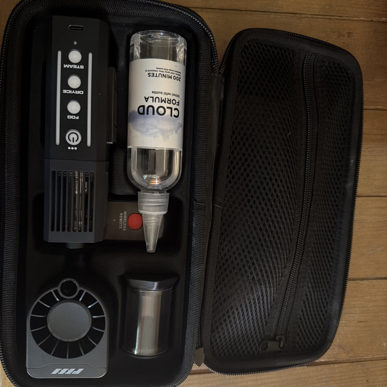 PMI SmokeNINJA Pro Wireless Mini Smoke Machine Hazer Kit w/ Remote & Case