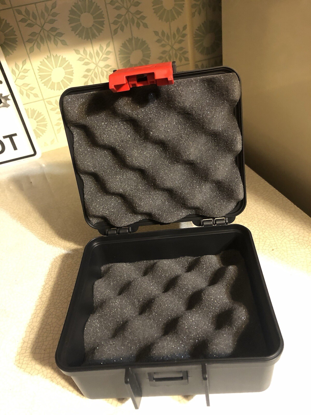 Trijicon SRO Sight EMPTY BOX Hard Case W/ Foam