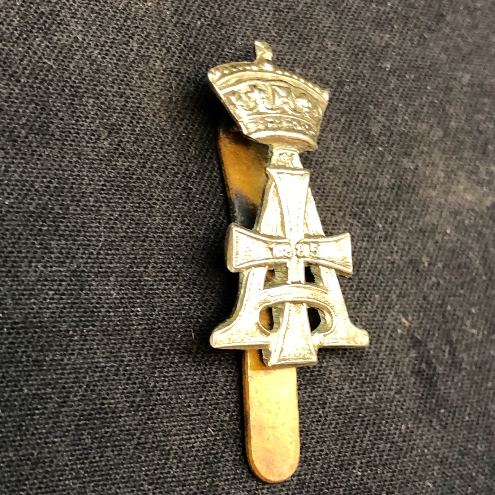 19th Royal Hussars - Original British Army Cap Badge