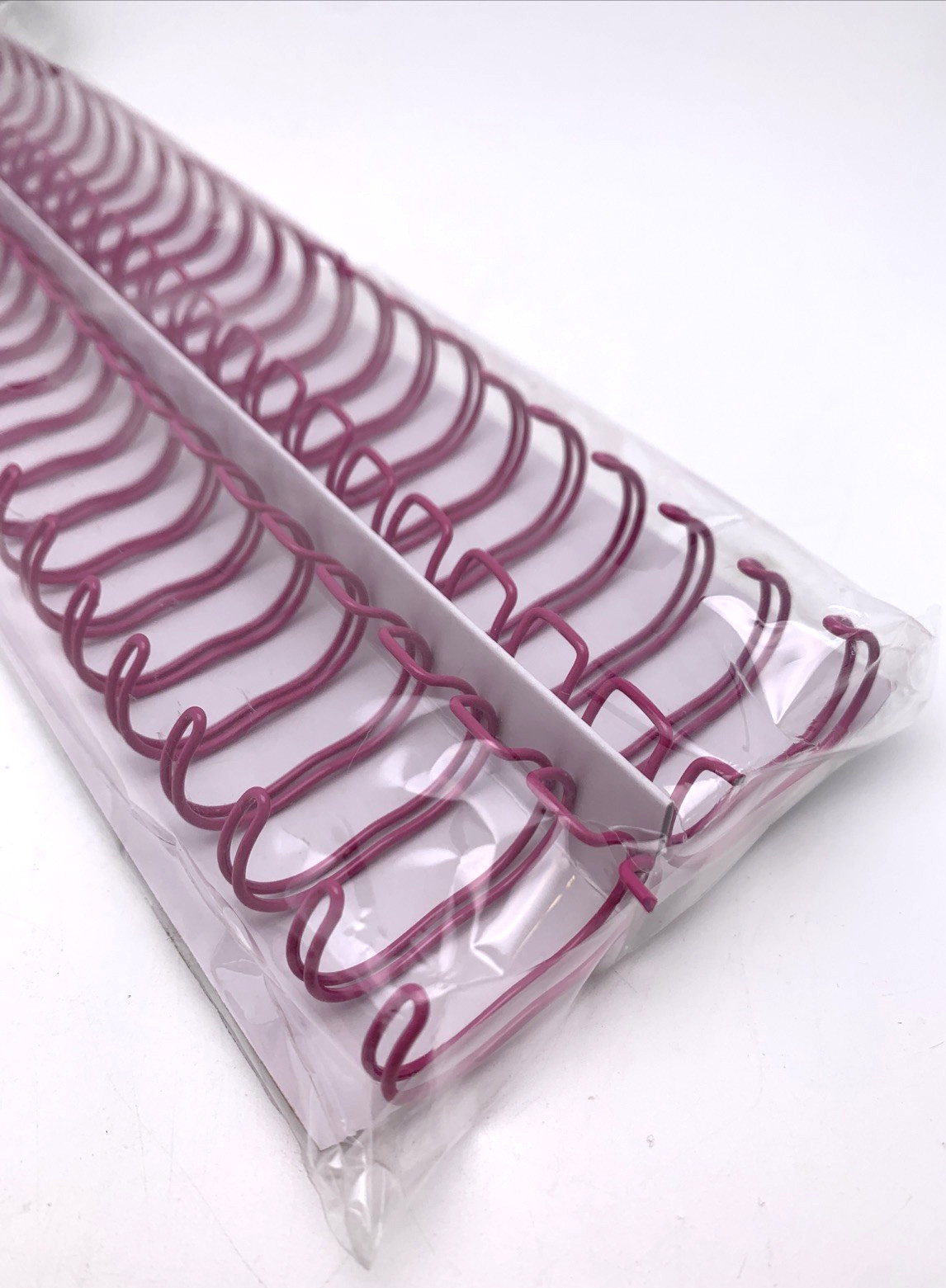 The Cinch Binding Wires .75 inch Rose We are Memory Makers Book Making Scrapbook