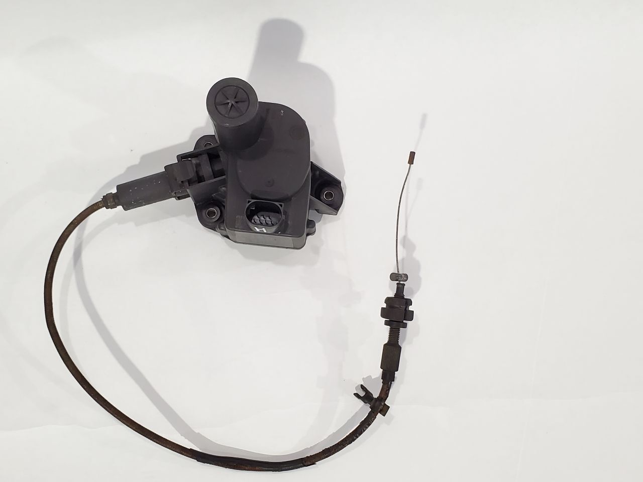 2000 BMW Z3 OEM Cruise Control Actuator with Cable
