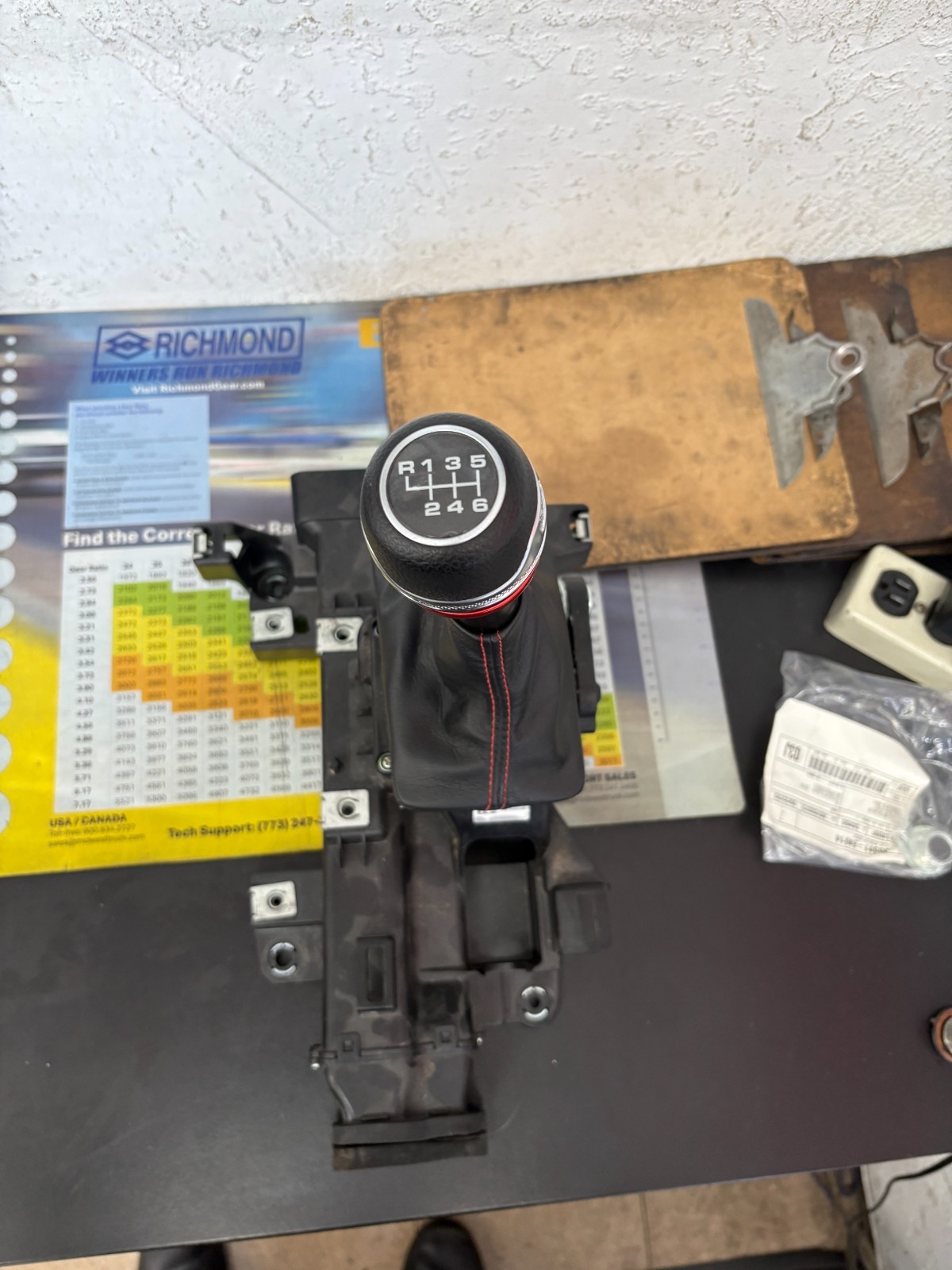 Good Used OEM Jeep Wrangler JL Manual Transmission Shifter 6GA801R3AI