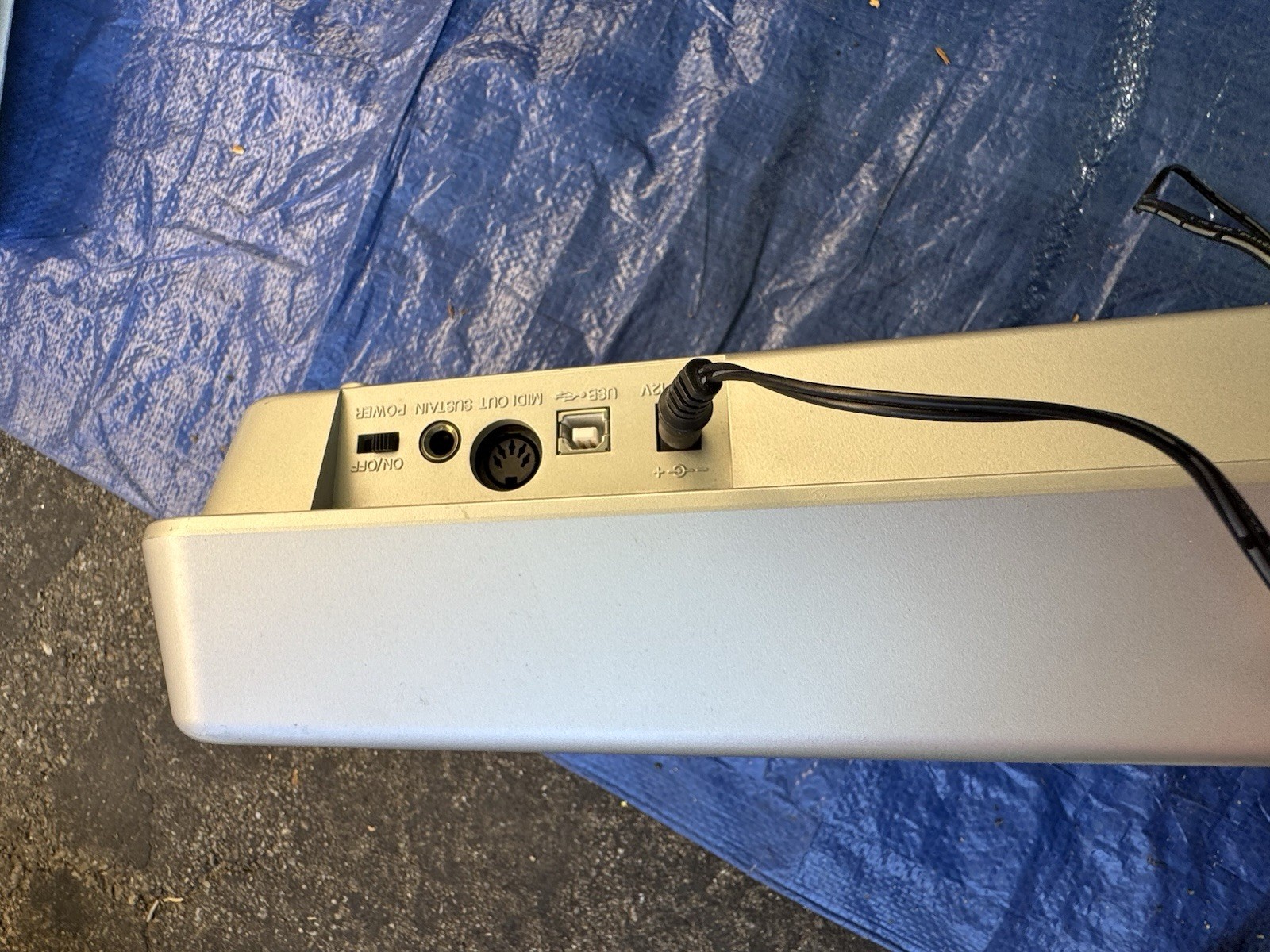 M-Audio Keystation 61es 61-Key MIDI Keyboard Controller USB/MIDI Pitch/Mod