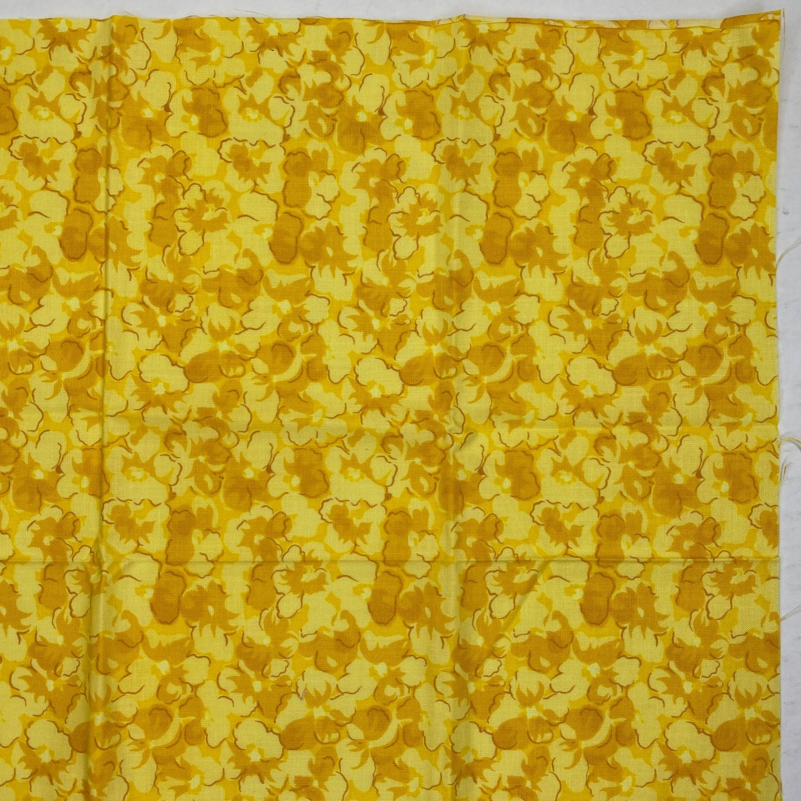 FQ Fat Quarter Quilting Fabric 18" x 22" Yellow Tone on Tone Floral