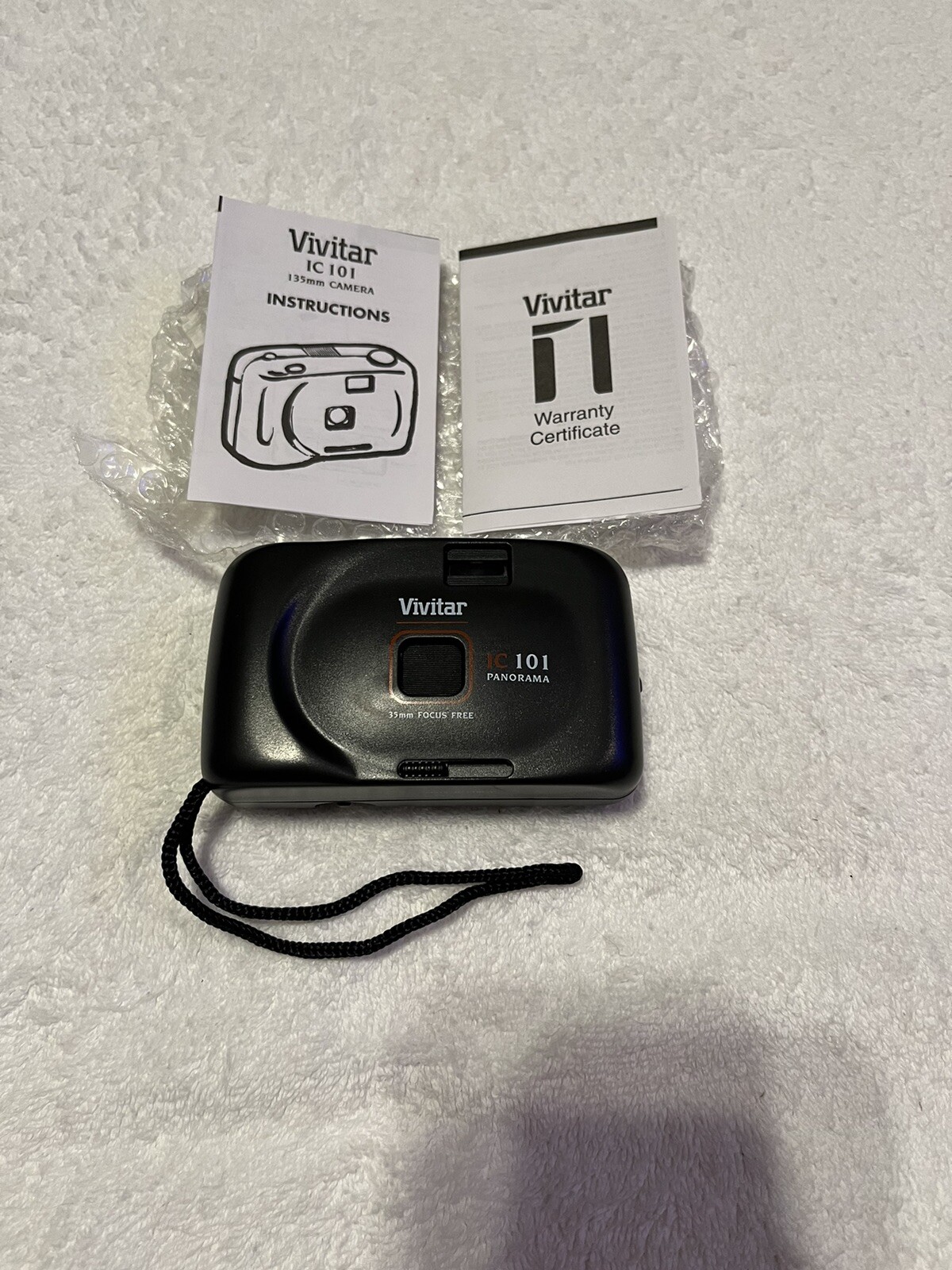 Brand New Vintage Vivitar IC101 35mm Point & Shoot Film Black Camera Focus Free