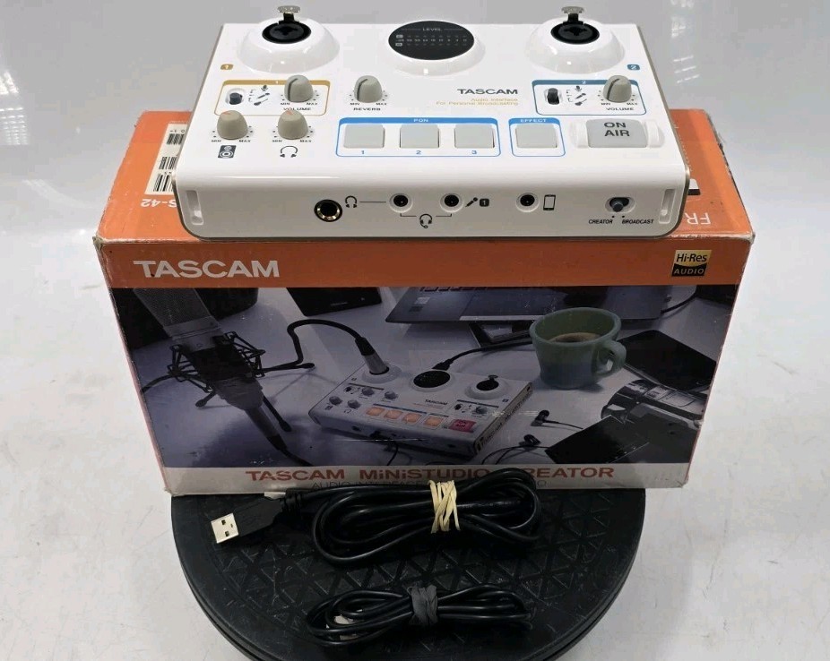 Tascam US-42 MiniStudio Creator USB Broadcast Audio Interface - TESTED EB-19607