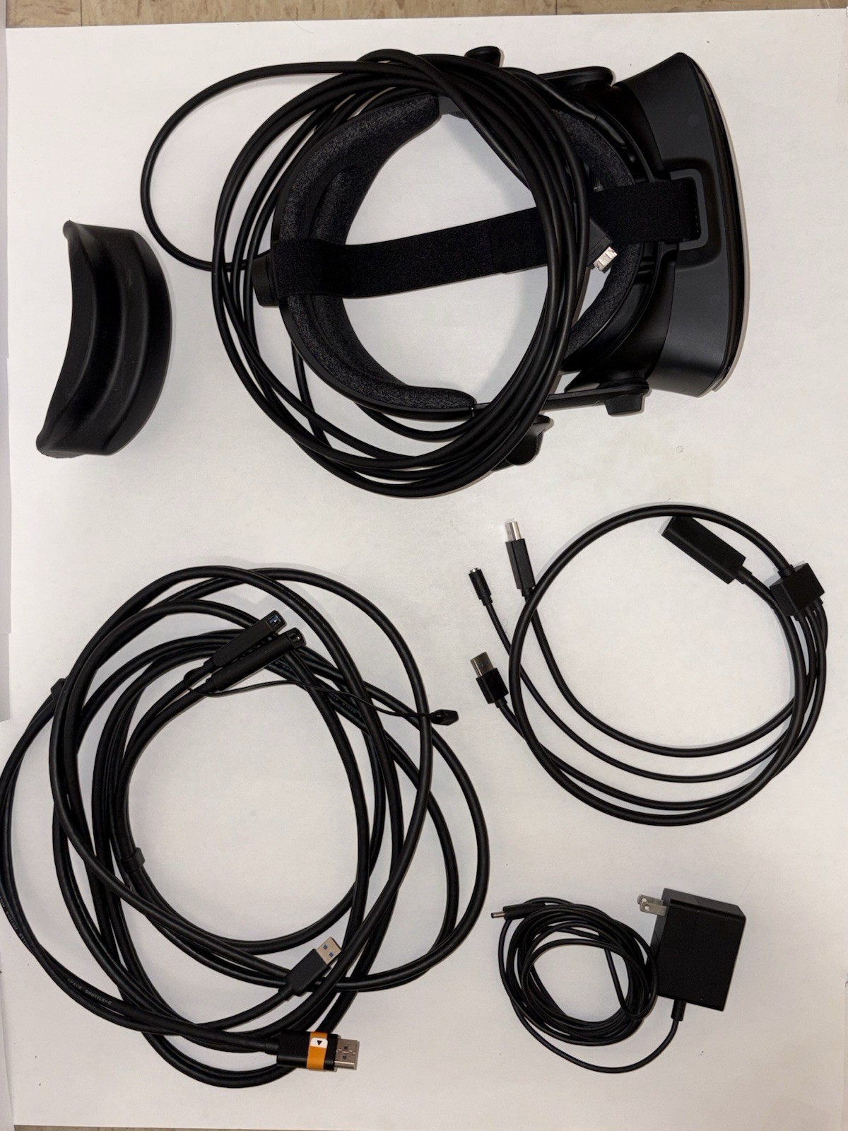 VALVE INDEX VR🔥HEADSET ONLY W/Cables , Extra Cable🔥Good Condition - See Desc