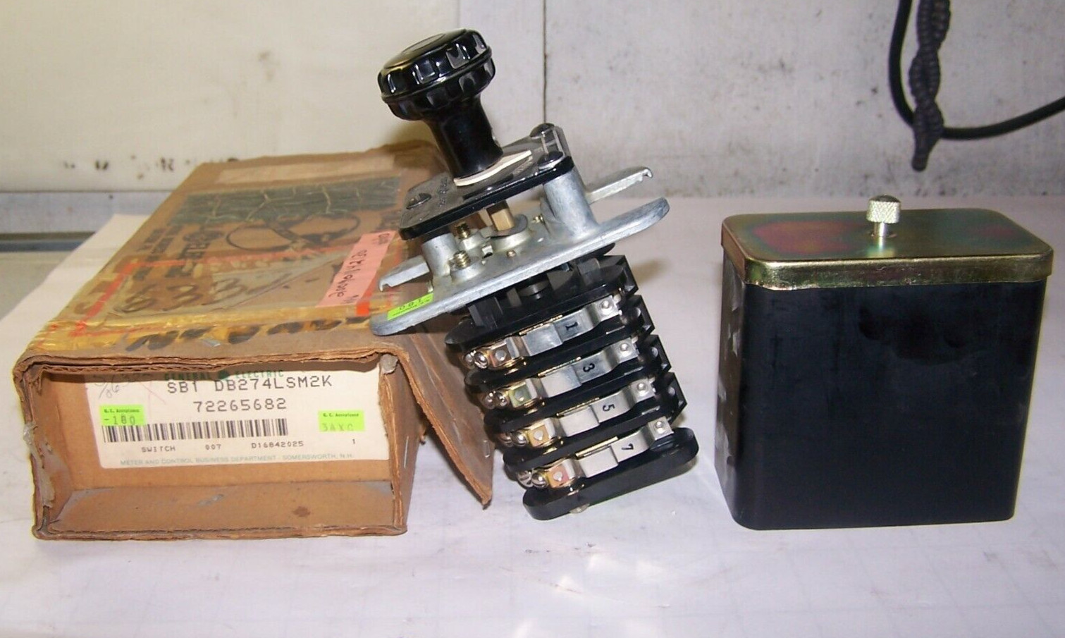 NEW GE AUX CONTROL SWITCH  16SB1DB274LSM2K