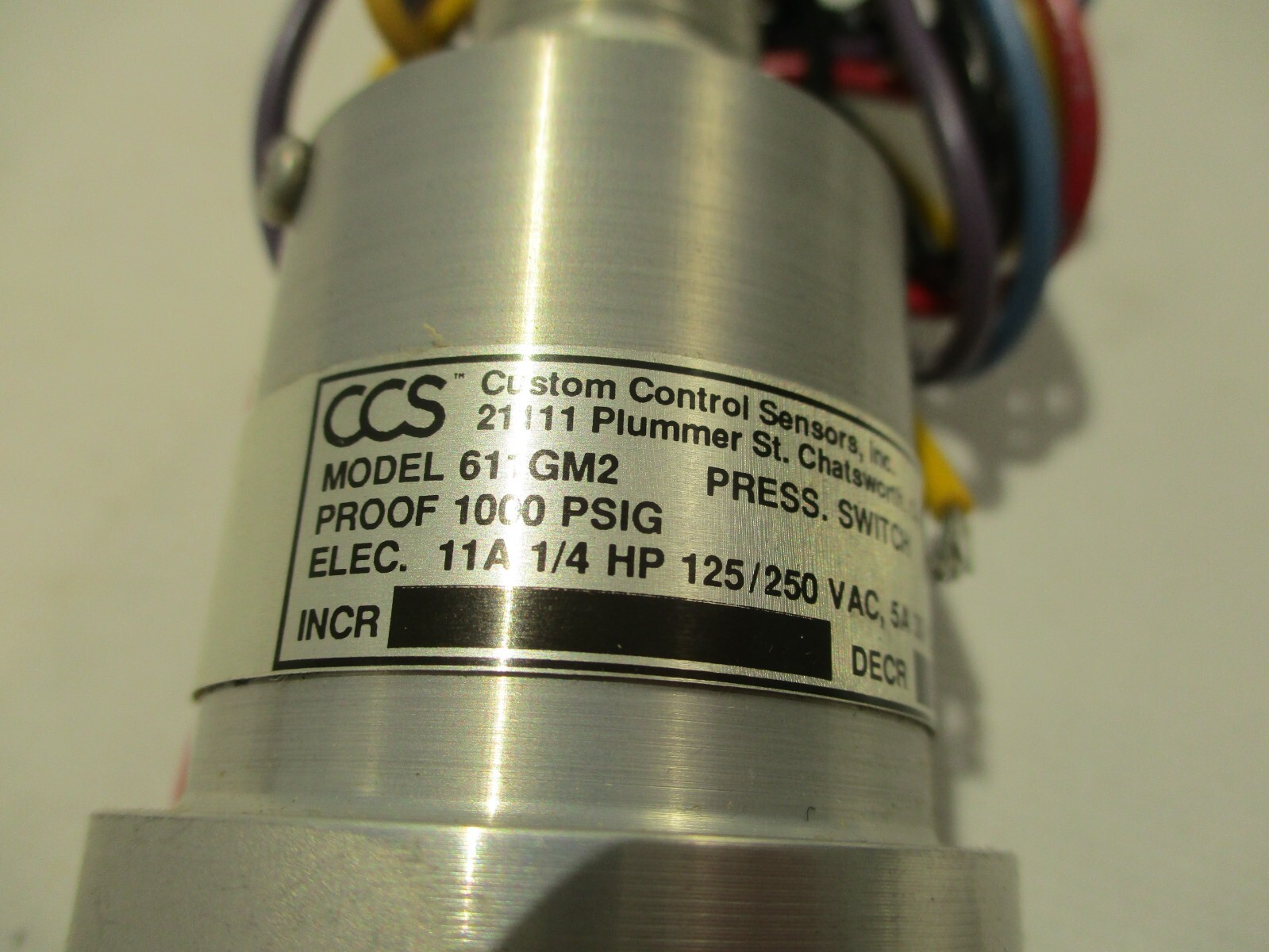 NEW CCS CUSTOM CONTROL SENSORS 611GM2 PRESSURE SWITCH