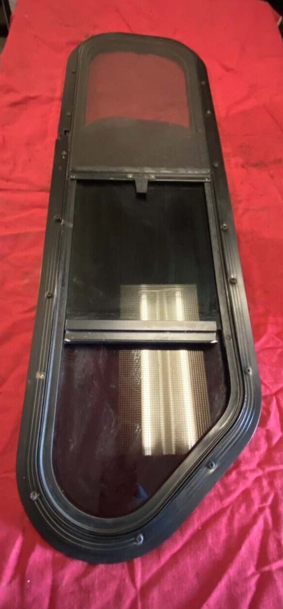 10 MACK CXU613 LH DRIVERS SLEEPER WINDOW , SLIDE WITH SCREEN