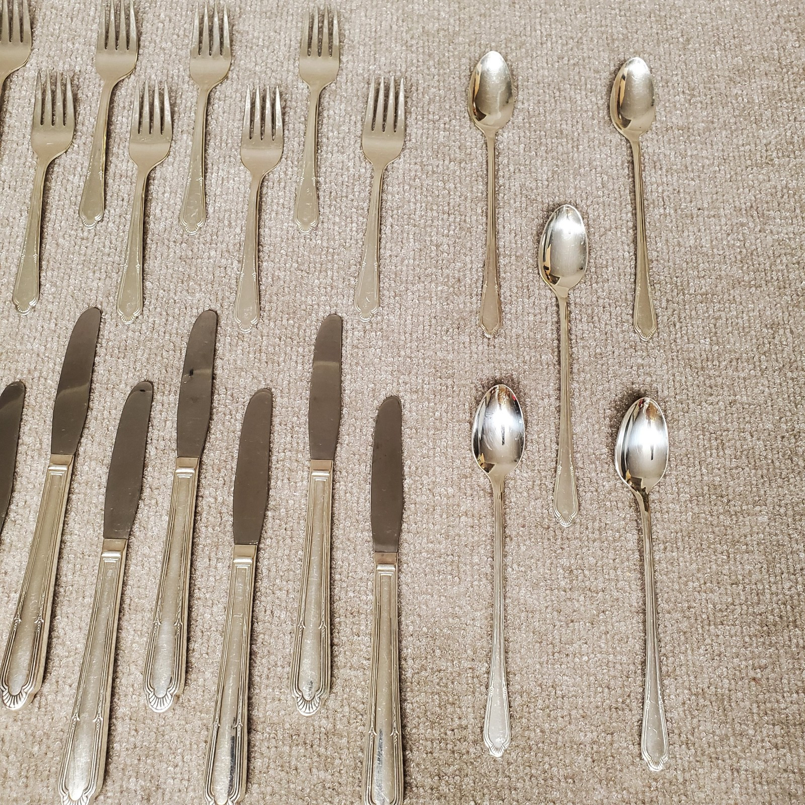 Cunningham Silver Plate Laurel 1934 Silverplate 65 pcs Flatware Silverware