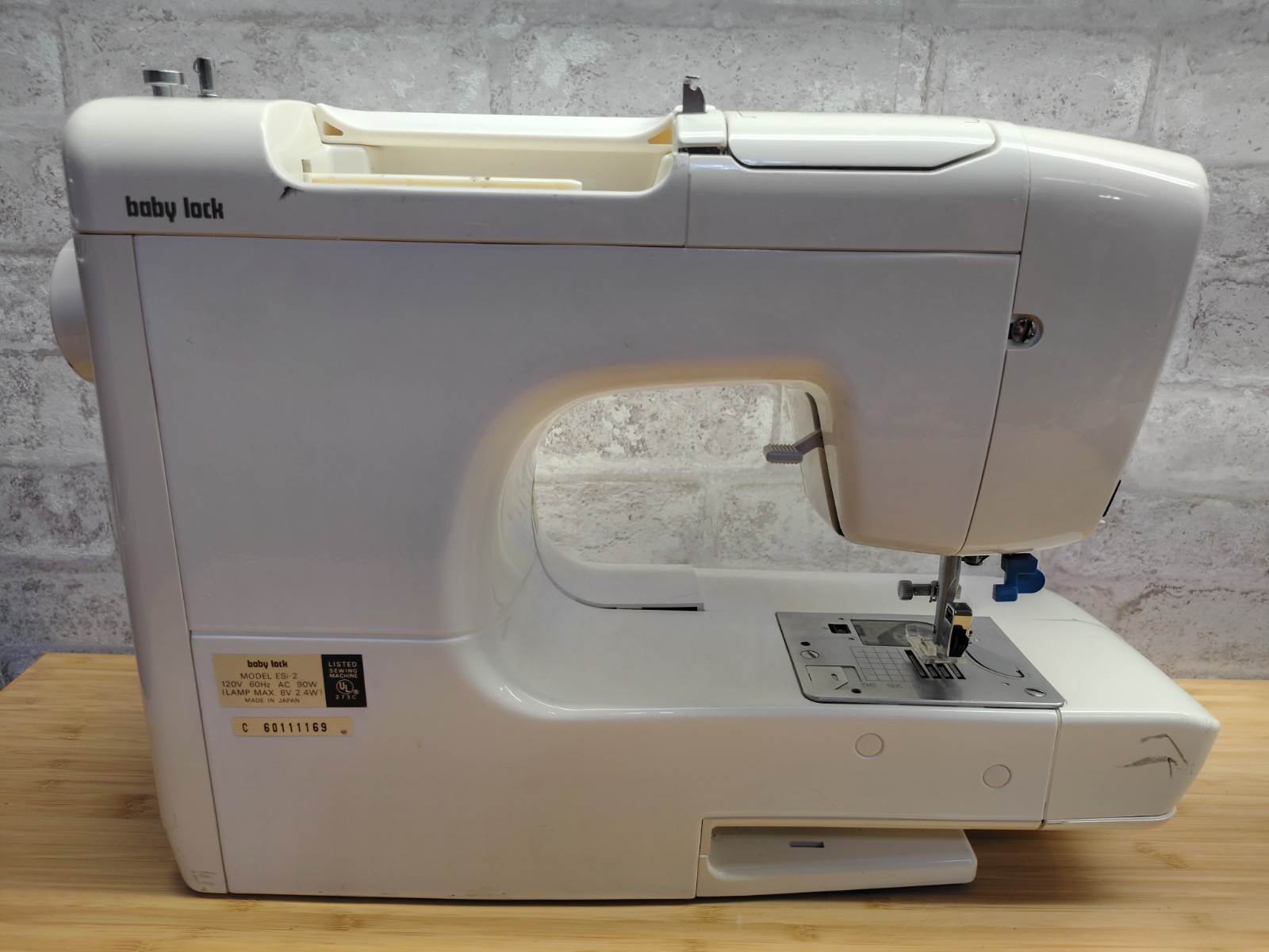 Baby Lock ESi-2 Esante Sewing & Embroidery Machine