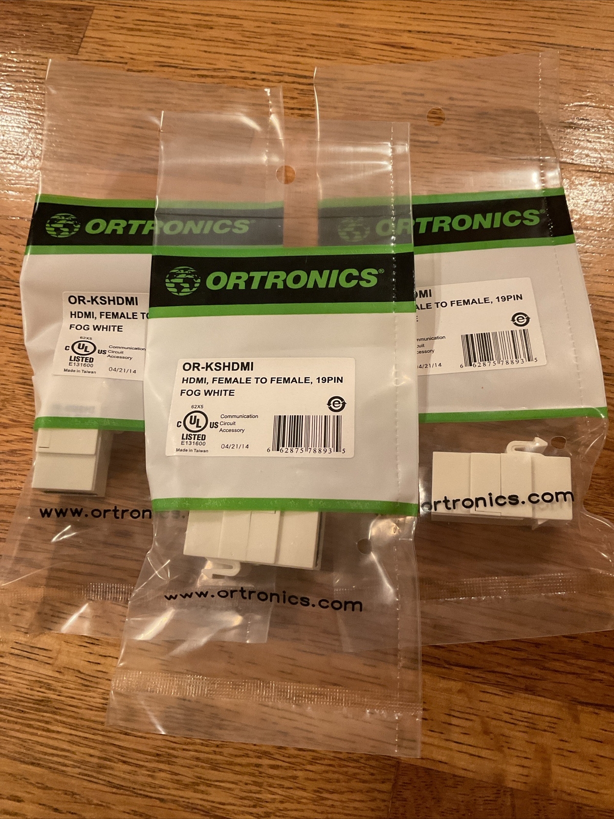 NEW LOT OF 3 ORTRONICS OR-KSHDMI HDMI FEMALE-FEMALE 19 PIN FOG WHITE