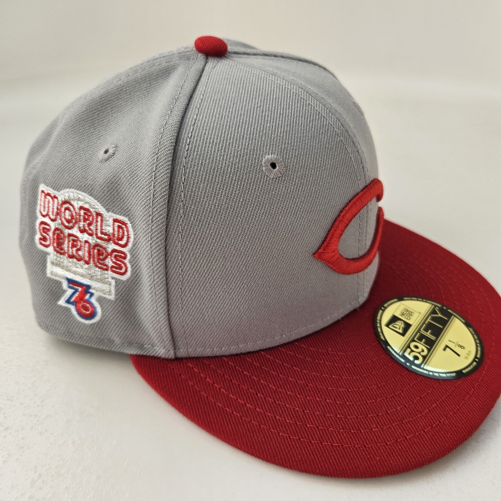 Cincinnati Reds New Era 5950 fitted hat 7 1/8. '76 World Series Patch.