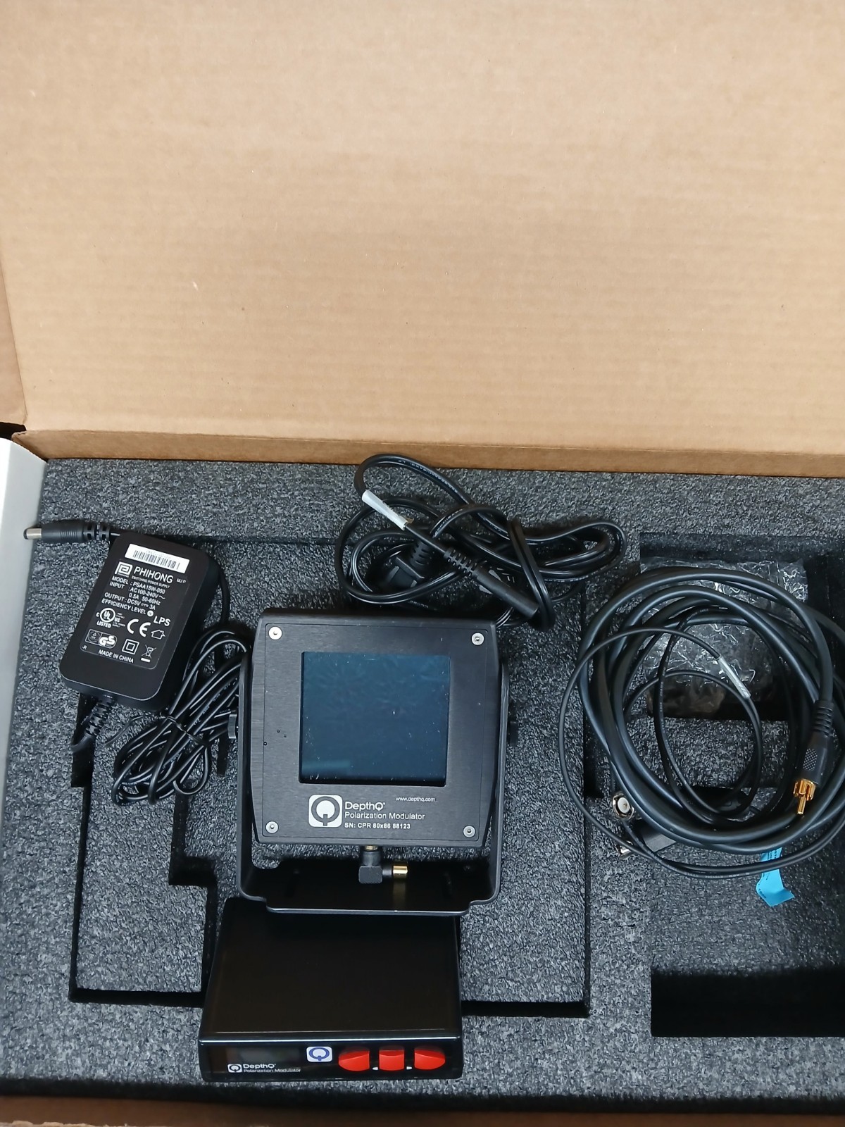 DepthQ Polarization Modulator w/ Modulator Driver SN: CPR 80x66 88123