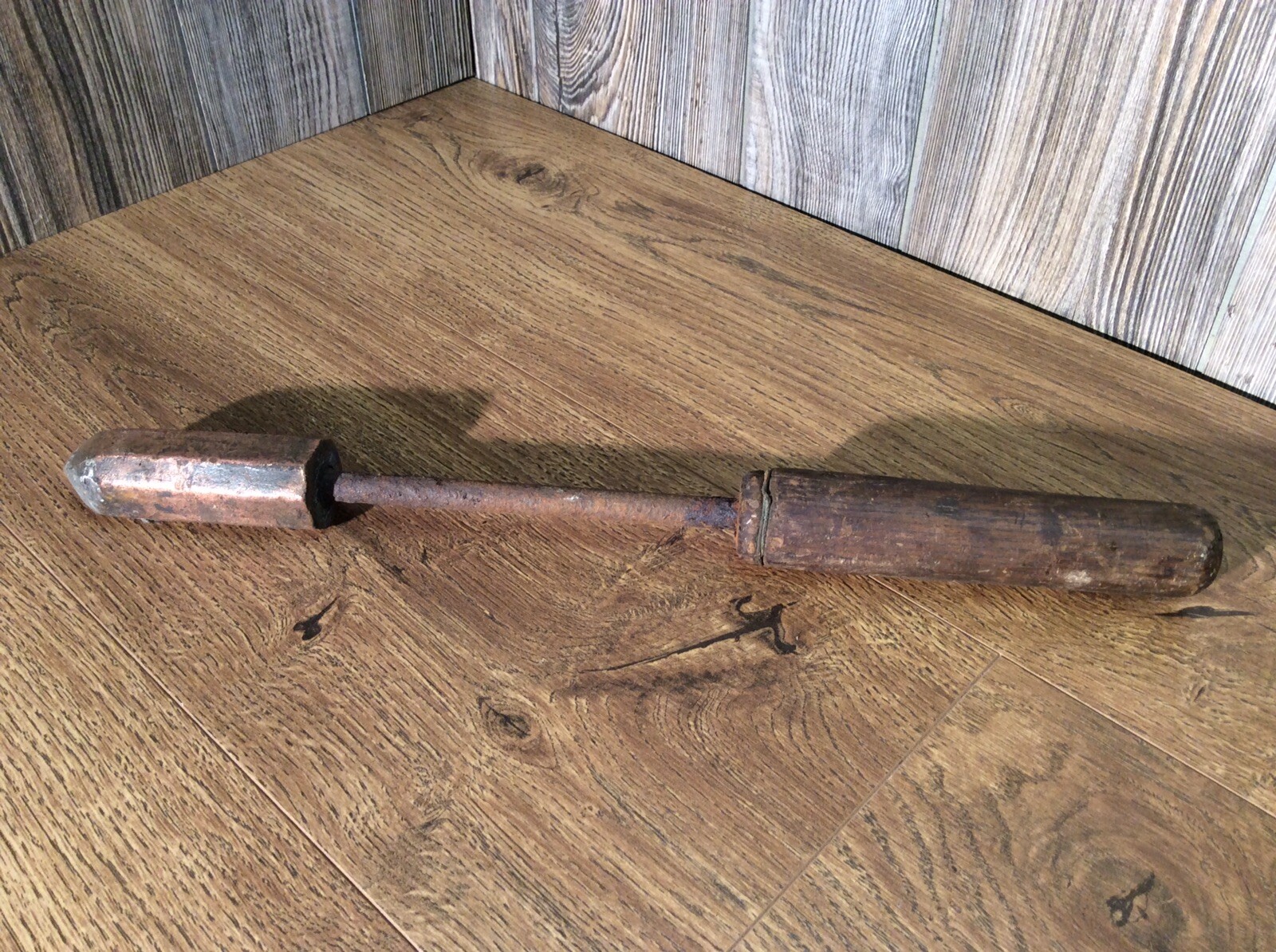 Antique Electric Materials Co. Soldering Iron Huge Copper Head E3