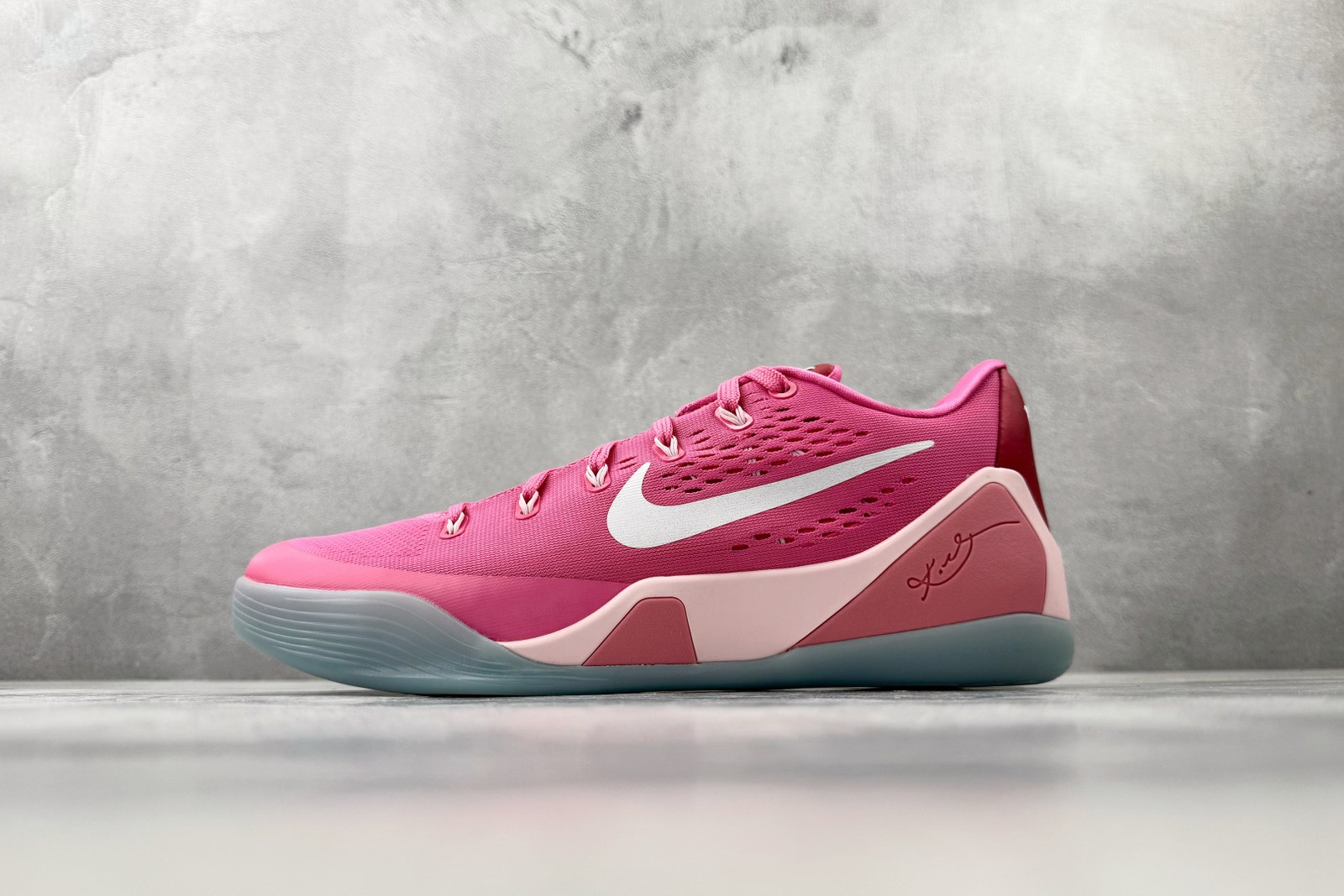 N K Kobe 9 Protro Kay Yow Think Pink （2025）HQ4995-600 Men's Size 4-14