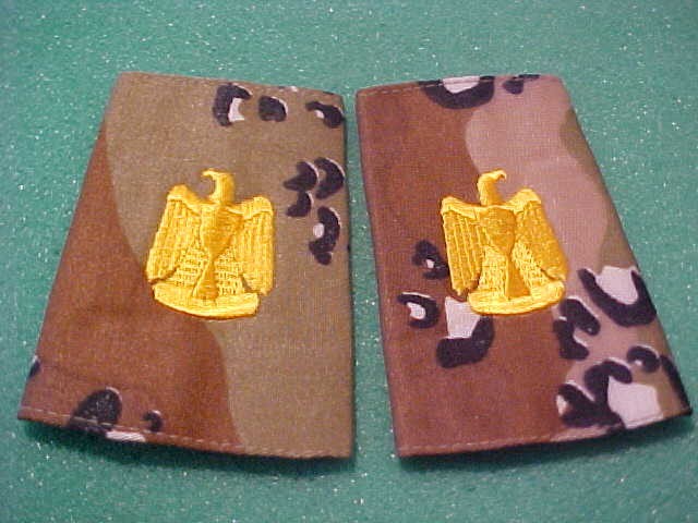 IRAQI CAMO SHOULDER BOARDS MATCHED SET UNUSED #1