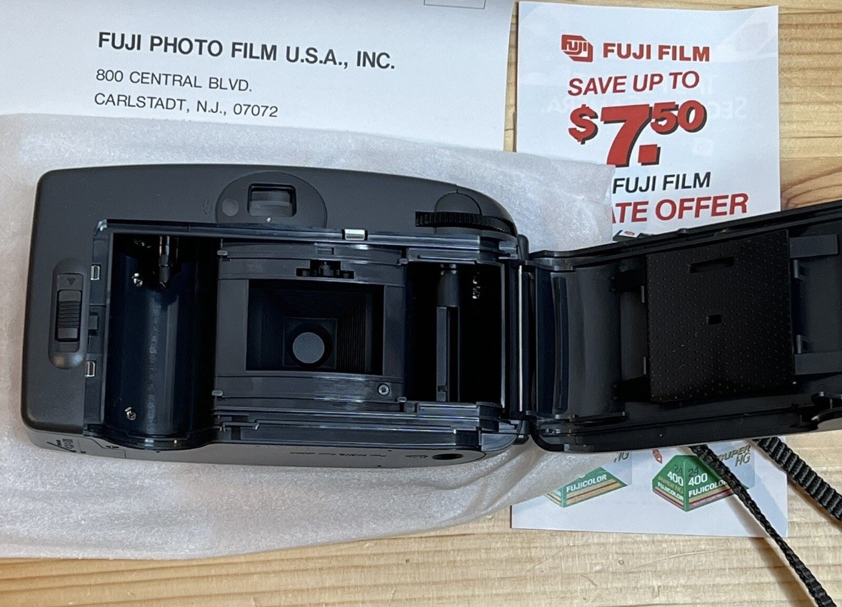 Unused Film Camera boxed - Fuji FZ-5 Point & Shoot