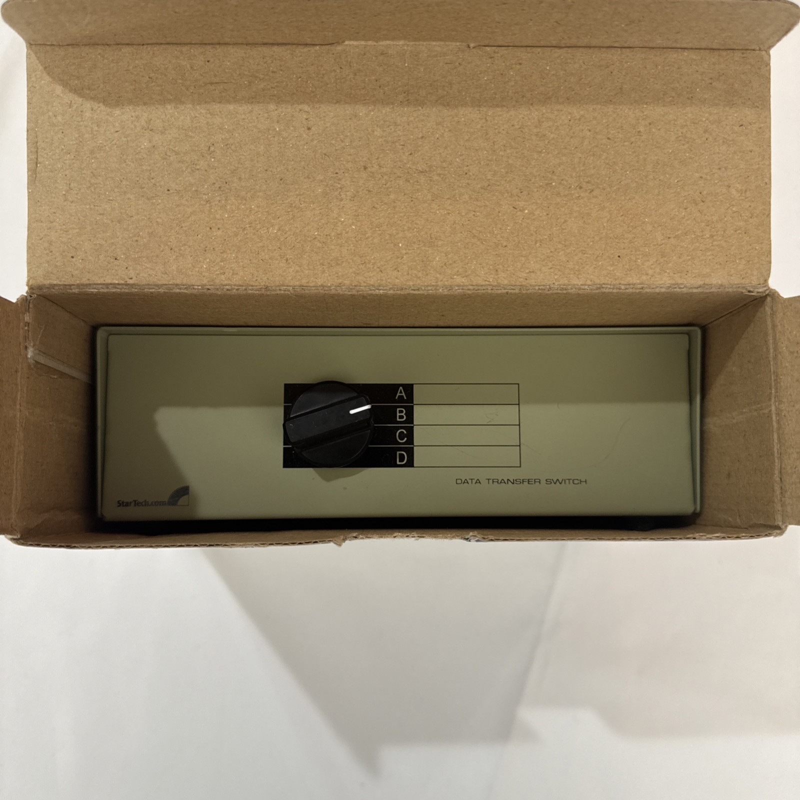 STARTECH DS154 4 PORT DATA SWITCH FREE SHIPPING