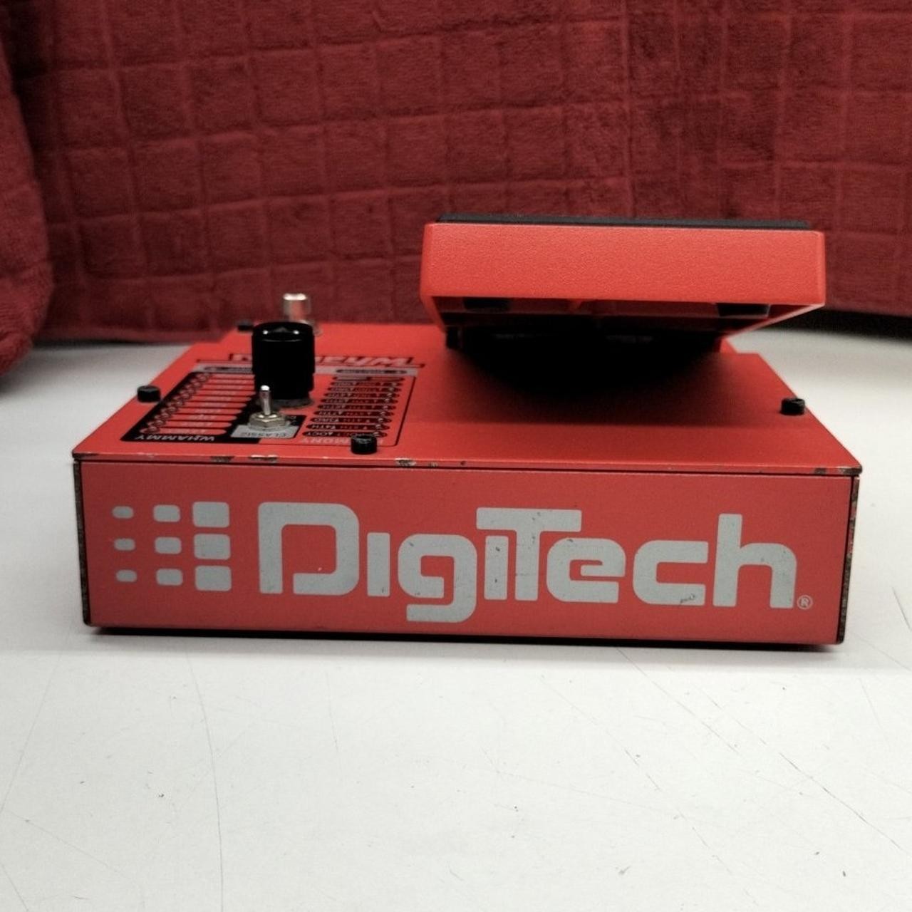 DIGITECH WHAMMYV-01 Guitar Effects Pedal