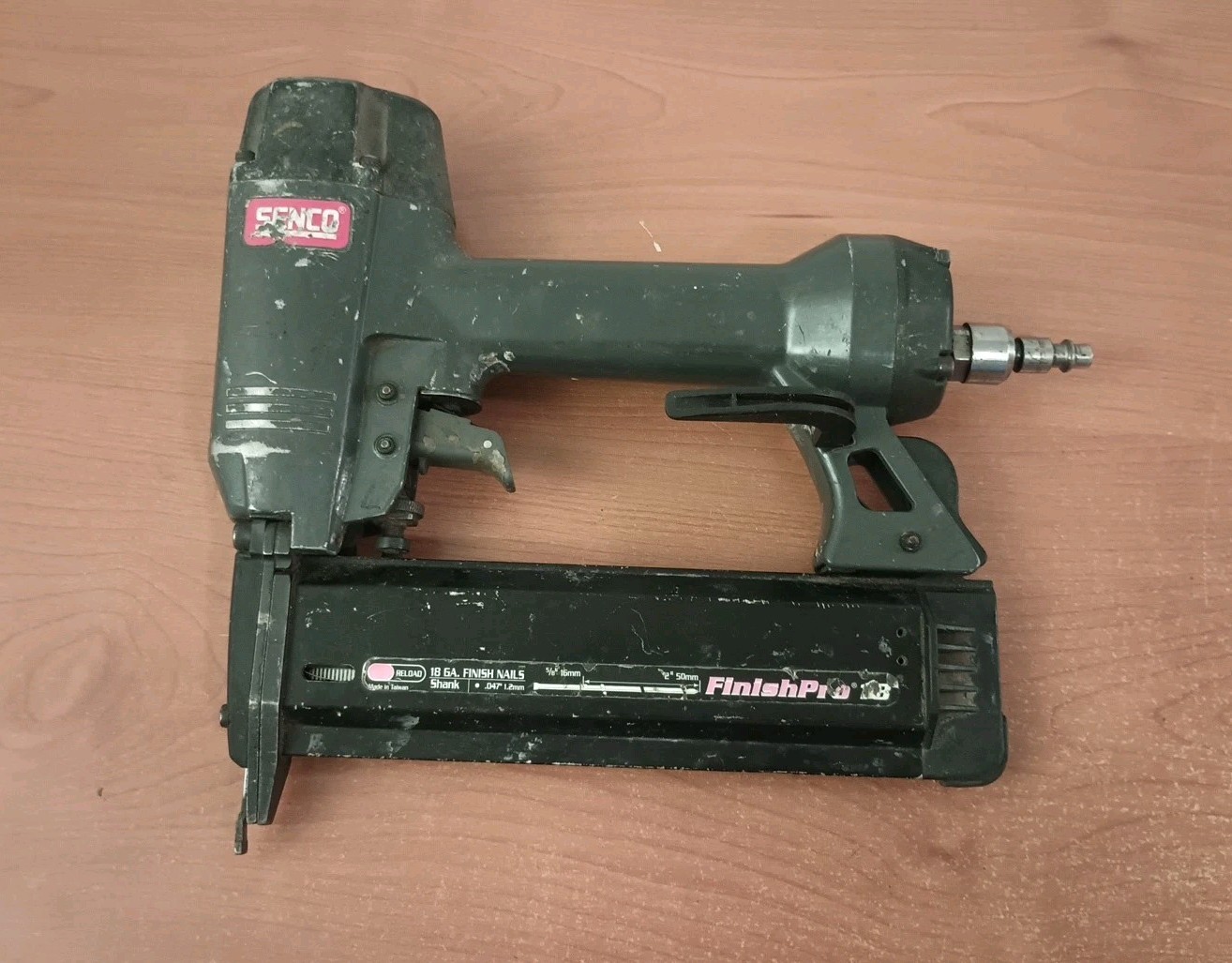 Senco ~ FinishPro 18 - Finish Nailer~18 Gauge~ 5/8” - 2” Finish Nailer