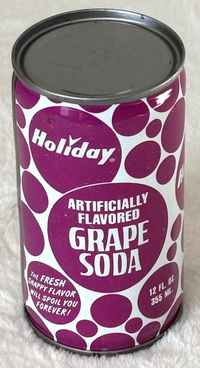 70's Holiday-Fresh Snappy Flavor-Grape-Bloomington, MN-12 oz-Steel Soda-Pop Can