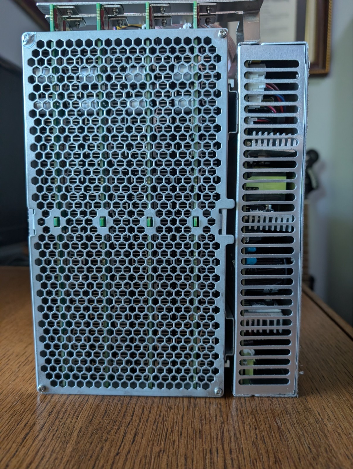 BITMAIN Antminer A1 Pro-26T