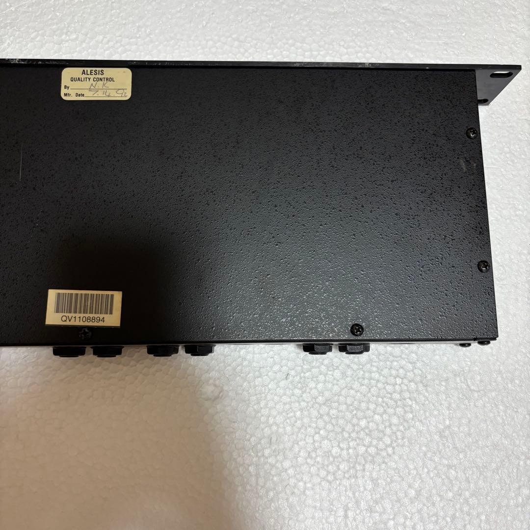 ALESIS QUADRAVERB 651007