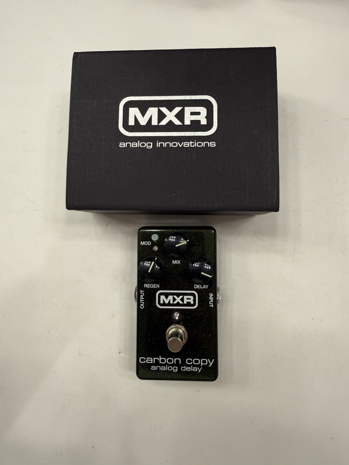 MXR Dunlop M-169 Carbon Copy Analog Delay Guitar Effect Pedal + Original Box